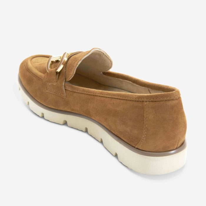 Vaneli Jards Loafer In Tan Suede