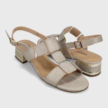 Vaneli Hatty Sandal