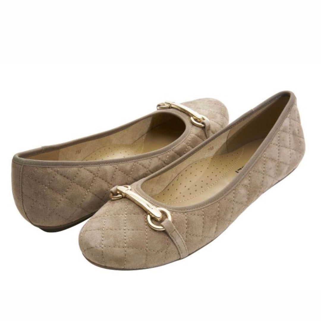 Vaneli Stacy (FINAL SALE)