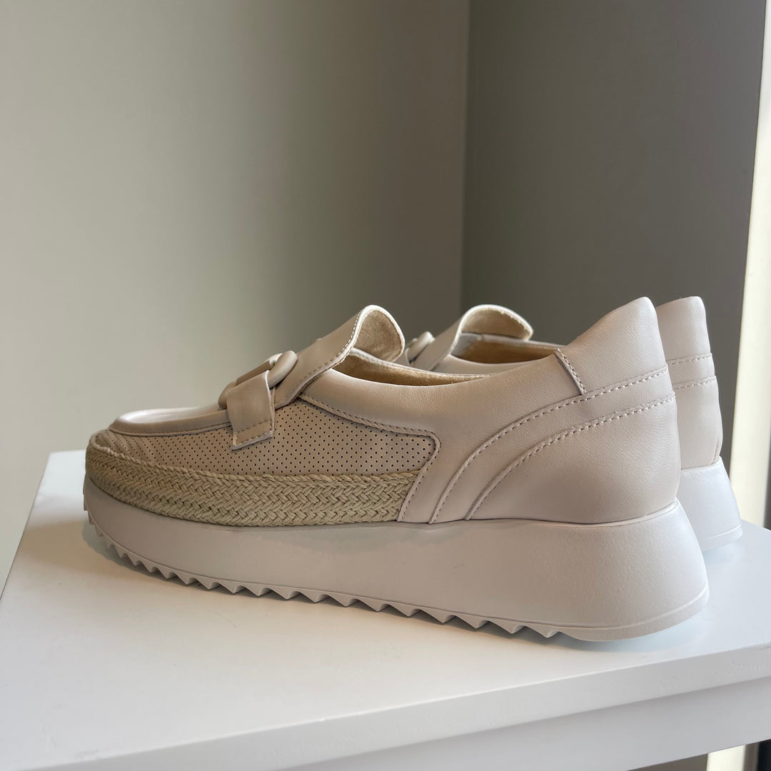 Vaneli Quenta (FINAL SALE)