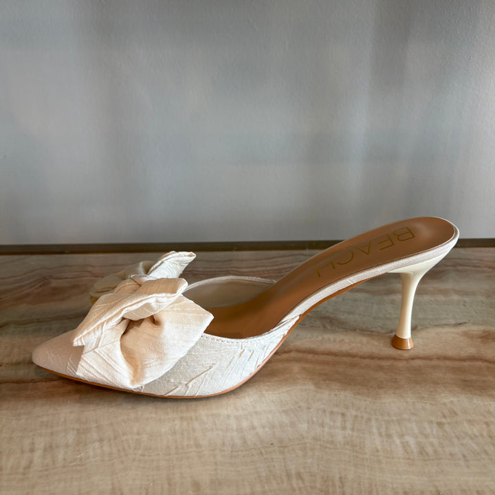 Beach by Matisse Goldie Cream Heel