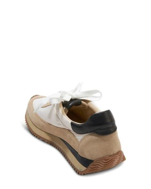 Vaneli Queen Sneaker