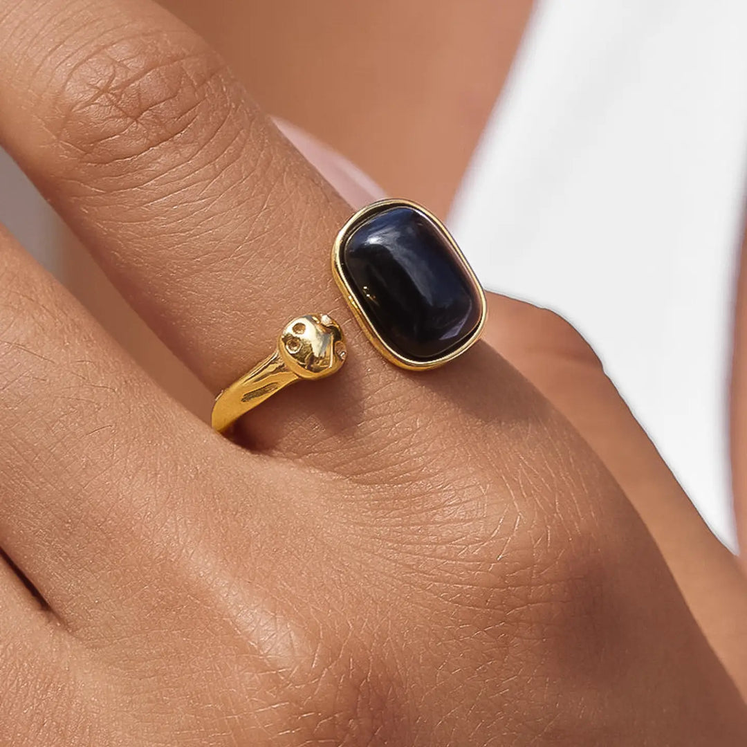Estrella Black Stone Ring