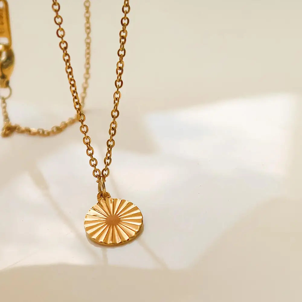 Miraz Round Sun Gaze Necklace