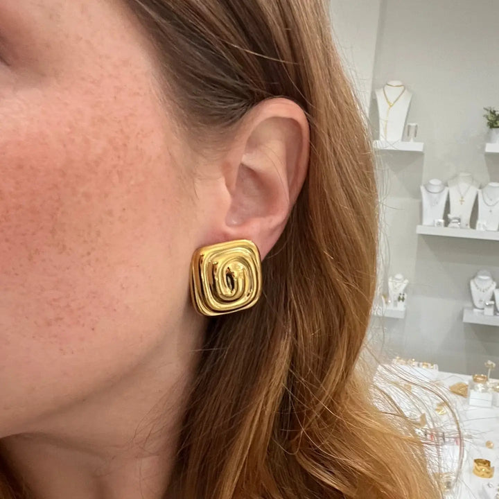 Sahira Matilda Swirl Earring