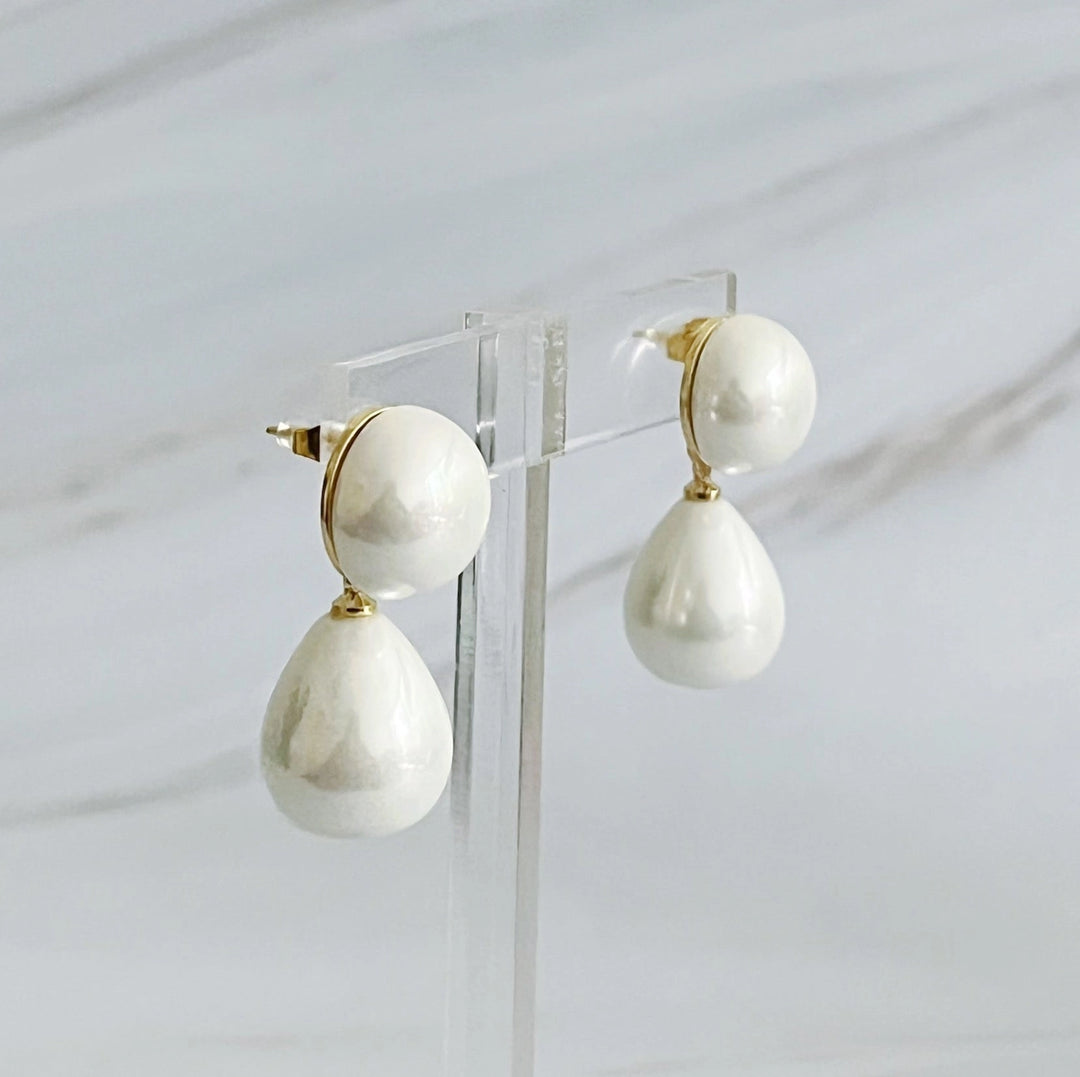 Teardrop Pearl Earrings