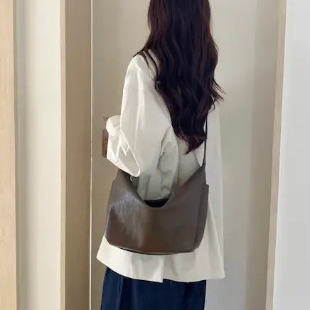 Alia Leather Shoulder Bag