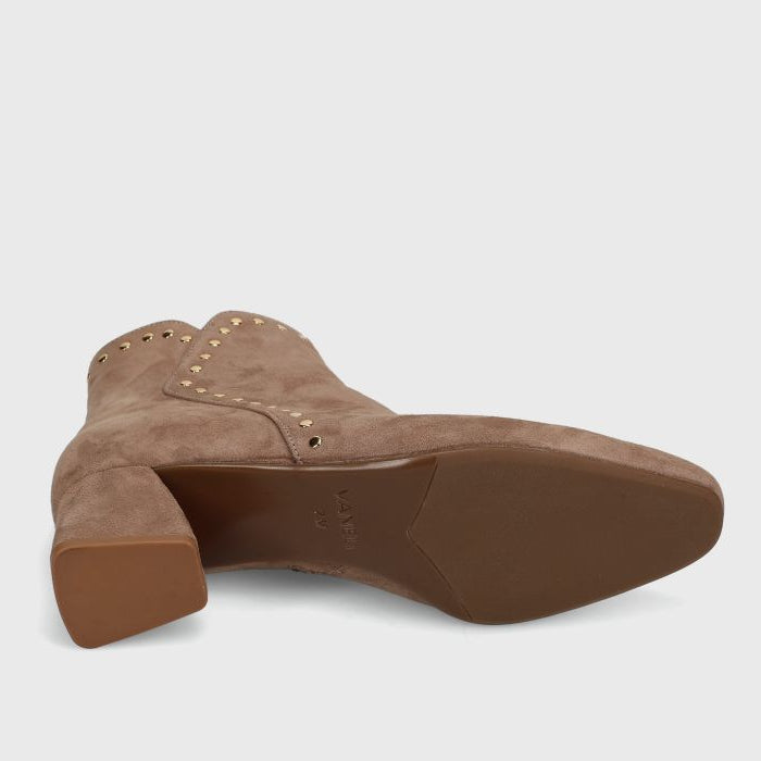 Vaneli Zoey in Military Suede