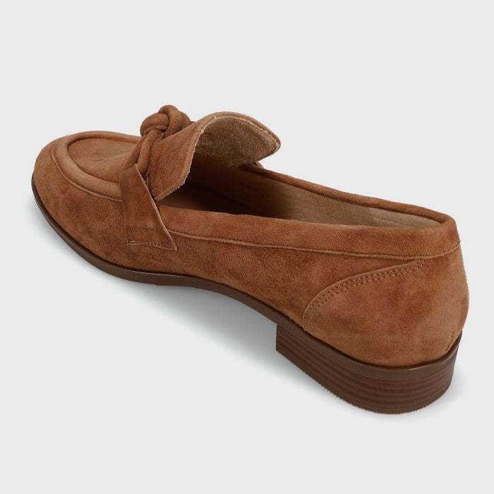 Vaneli Kaye Loafer in Cuoio Suede