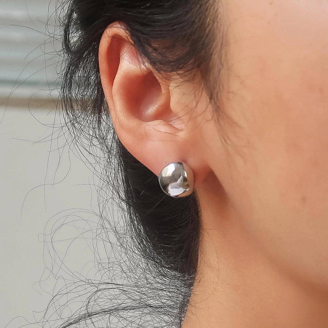 Helene Small Dome Earrings