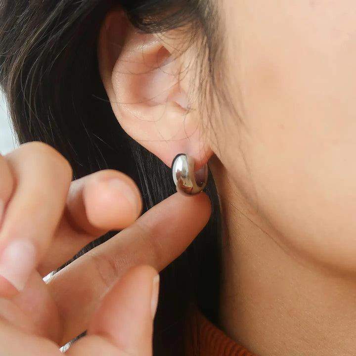 Blandine Small Classic Hoop Earring