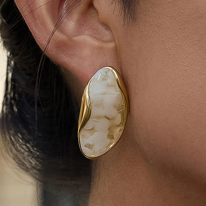 Maélie Resin Drop Earrings