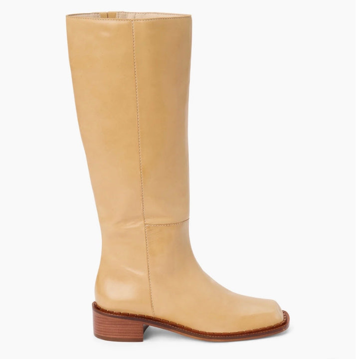Matisse Franklin Knee High Boot In Natural