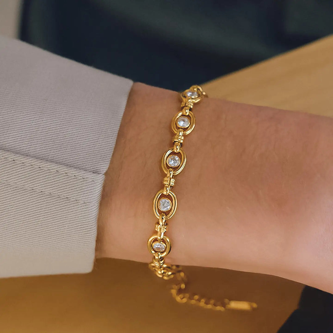 Xenon Cz Circle Link Bracelet