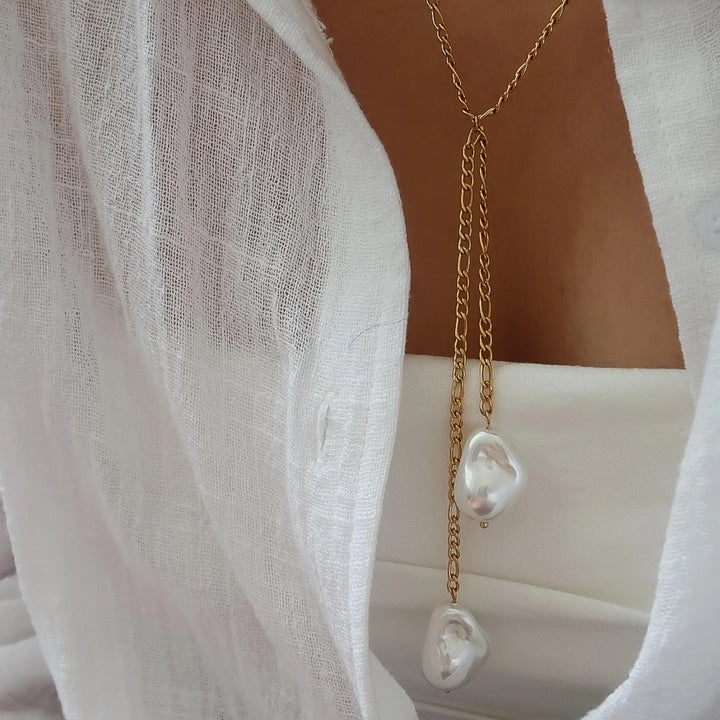 Trévia Baroque Pearl Necklace