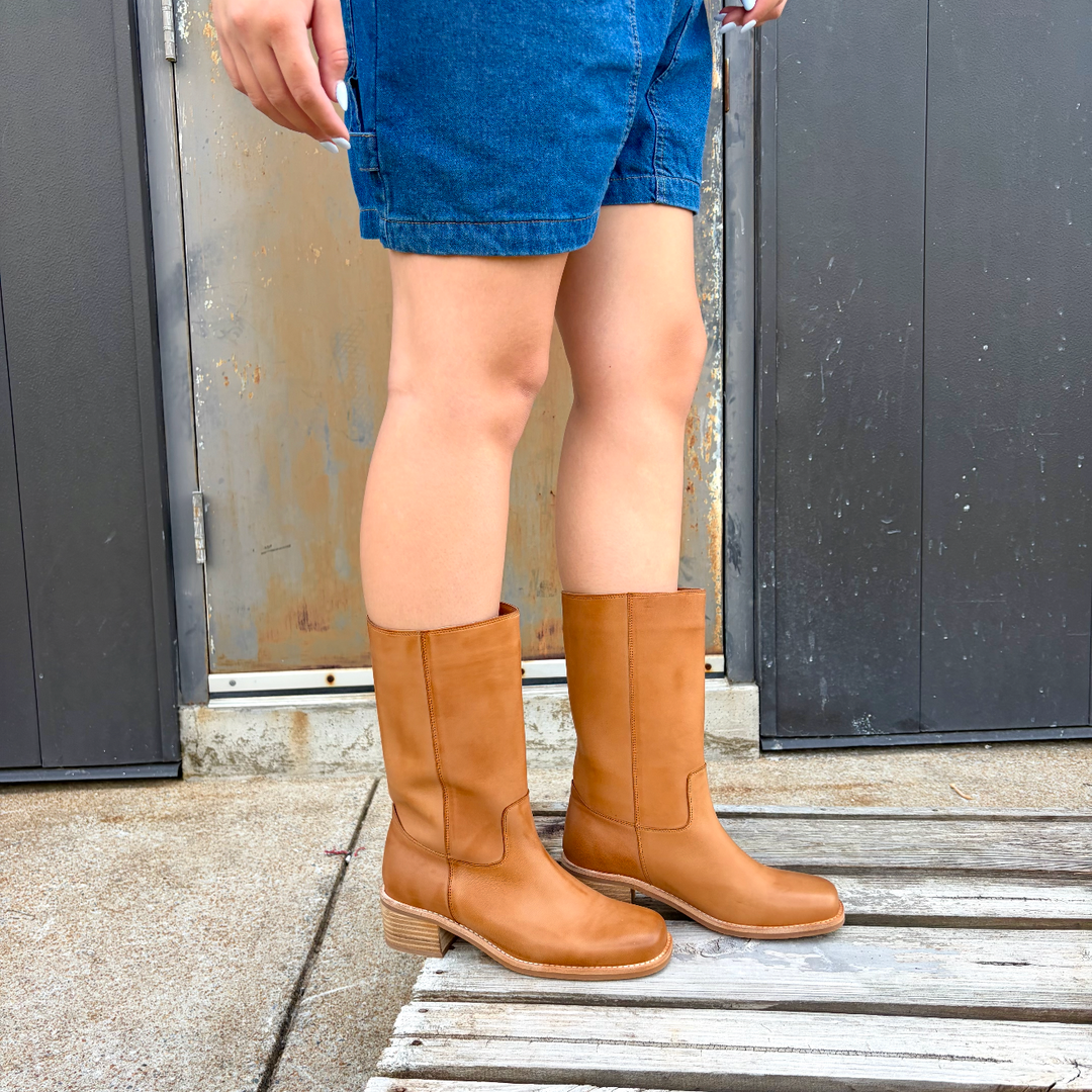 Antelope Celeste Boot in Taupe Leather