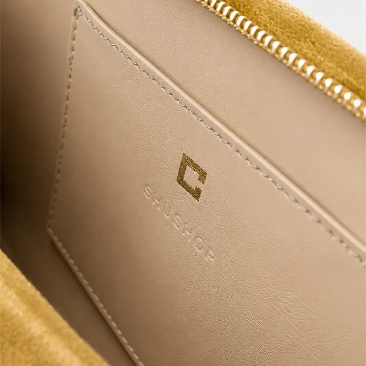 Cleo Clutch