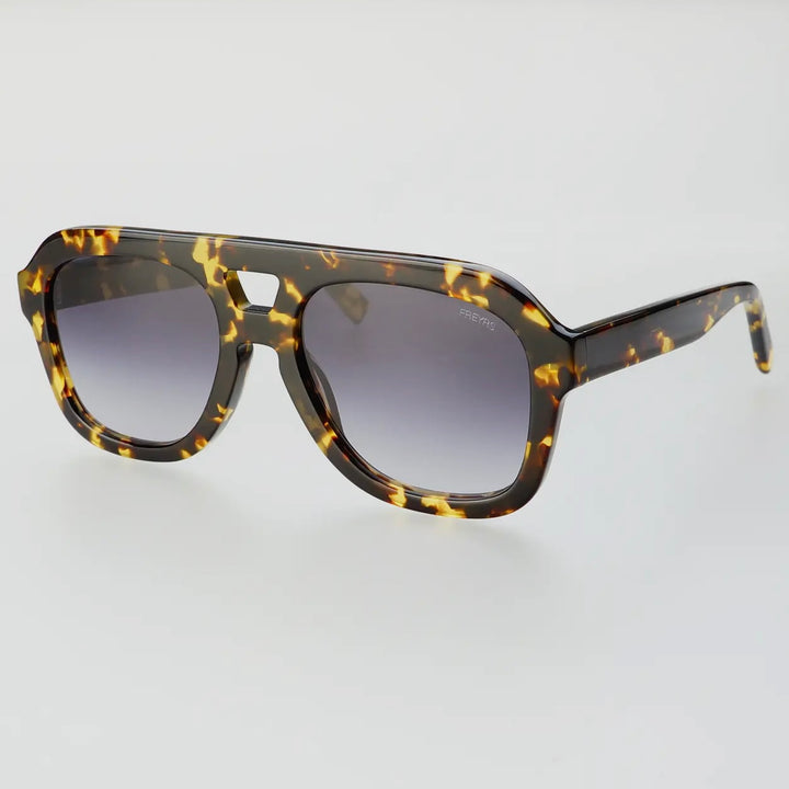 Voyager in Yellow Tortoise