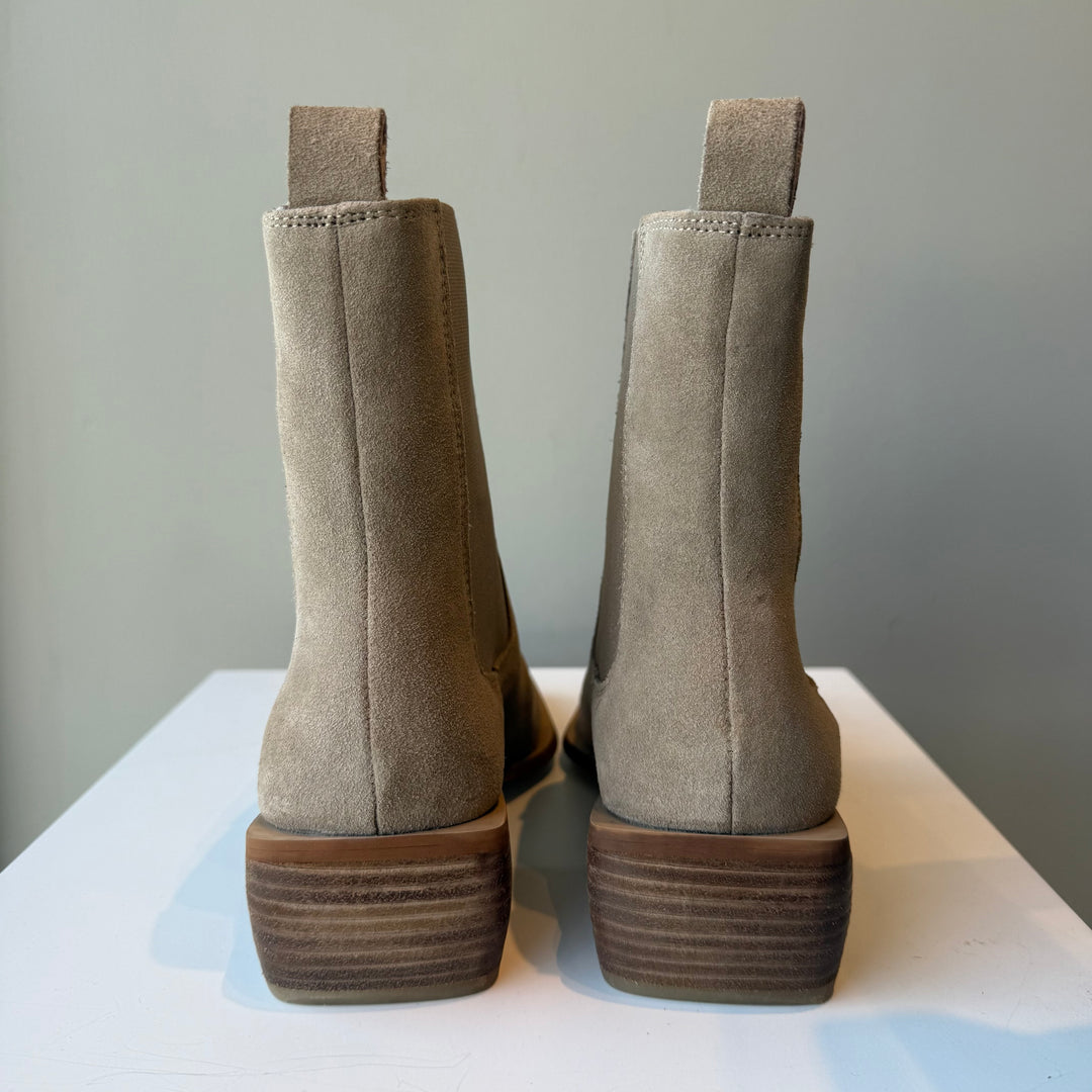 Coconuts by Matisse Effie Boot