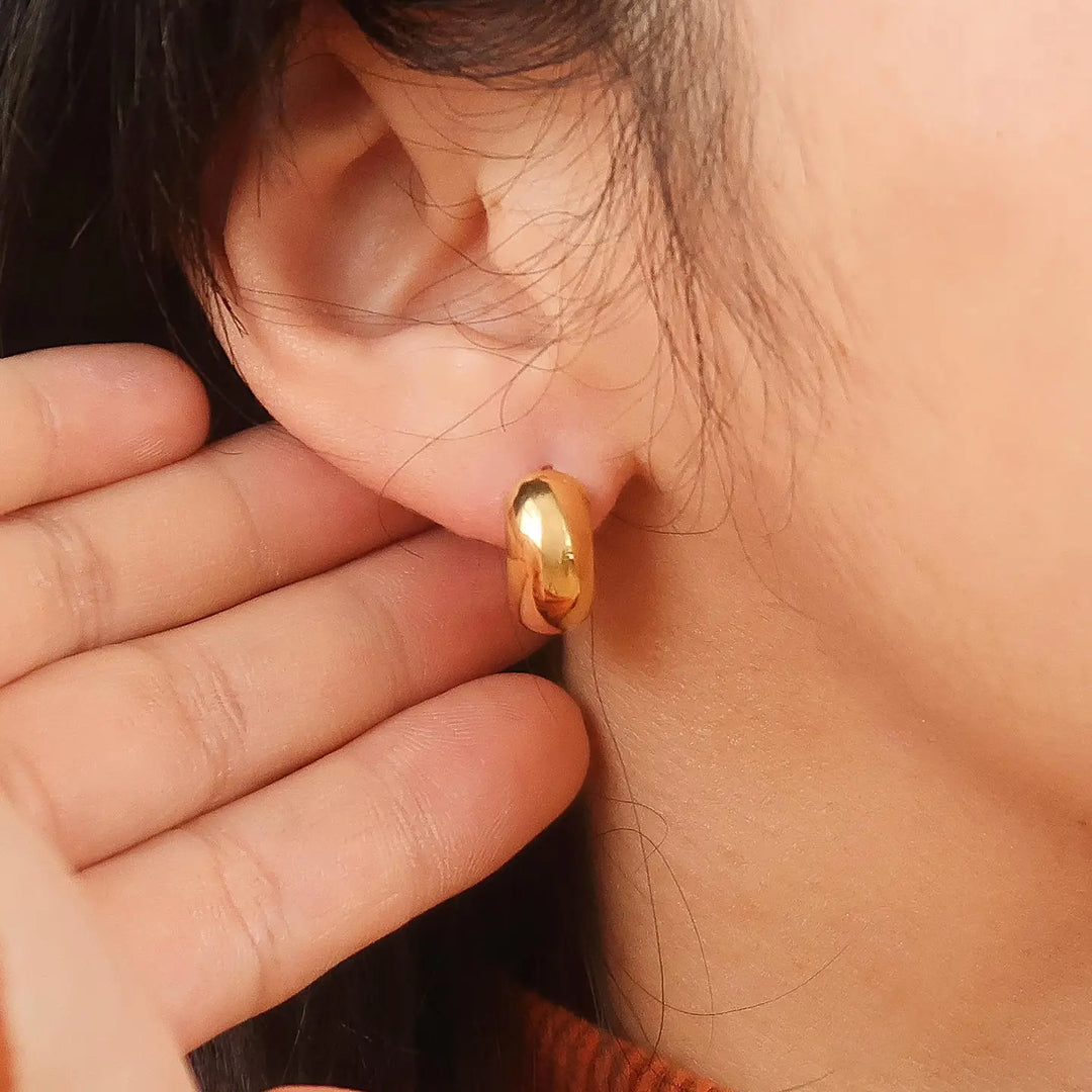 Blandine Small Classic Hoop Earring